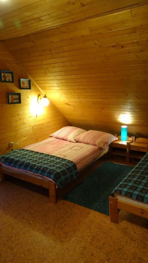 Cztery Pory Roku - Dom Villa Lutowiska Buitenkant foto