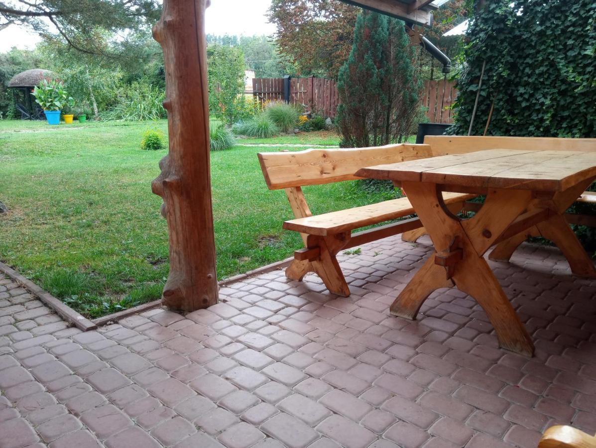 Cztery Pory Roku - Dom Villa Lutowiska Buitenkant foto